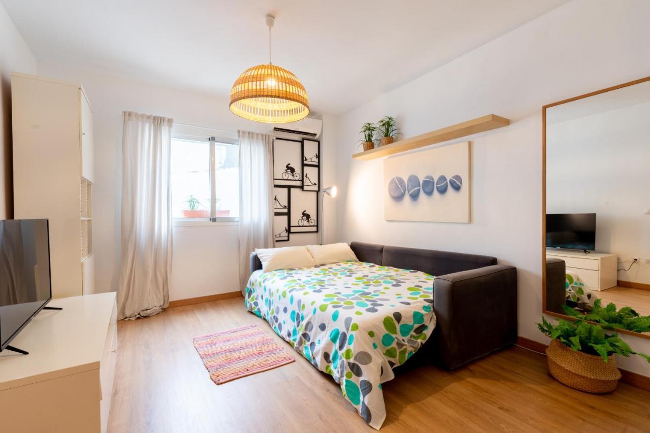 Cr Alameda Amplio Y Traquilo Apartameto Para Parejas Σεβίλλη Εξωτερικό φωτογραφία